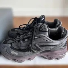 ニューバランス1000