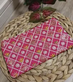 【新品】インド伝統刺繍ポーチを限定販売中。スペシャル価格です。