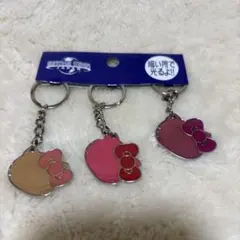 ユニバーサル限定光るハローキティ キーホルダー3点セットレア希少