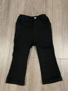 ブラックハート刺繍フレアパンツ　新品未使用　新品タグ付き