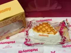 Mellojoy スクイーズ　クリームワッフル三角