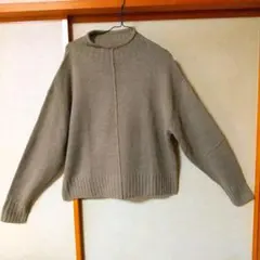 ⭕✨グレー ハイネック ニットセーター