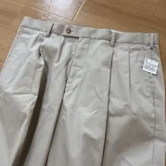 未使用　UNIQLO ユニクロ　ドライツータックチノ　　　88