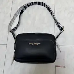 TOMMY HILFIGERネイビーショルダーバッグ新品未使用品