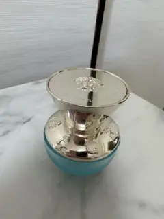 Eau de Parfum 青色 ボトル