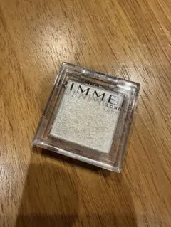 リンメル ワンダー キューブ アイシャドウ パール P001