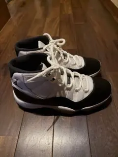 AIR JORDAN11 コンコルド　26.5cm 中古のサムネイル