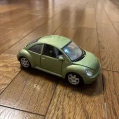 Volkswagen New Beetle ミニカーのサムネイル
