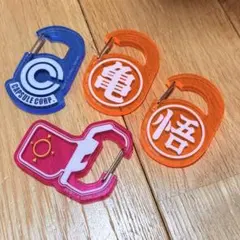 ドラゴンボール アクリルカラビナグミ 悟空 亀仙流 スカウター カプセル