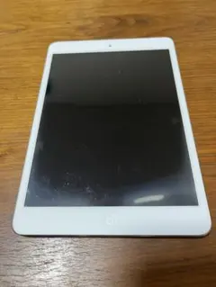 iPad (第1世代) ホワイト ひび割れあり - メルカリ