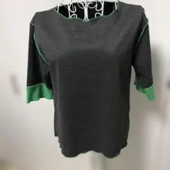 リブ編み グレーとグリーン 五分袖Tシャツ