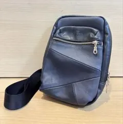 【美品】BEAMS HEART ボディバッグ ネイビー ワンショルダー メンズ
