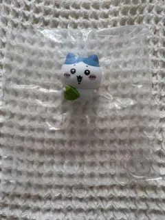 ちいかわ　ハチワレフィギュア