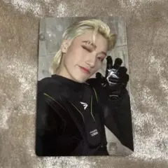 ateez アチズ　サン　トレカ　movement