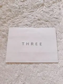THREE スリー ショッパー 紙袋 ギフト用のサムネイル
