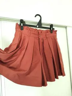 ジエンポリアム プリーツショートパンツ スカパン キュロット パンツ M 赤系