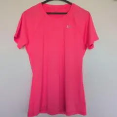 Under Armour XL ピンク ストライプ トップスのサムネイル