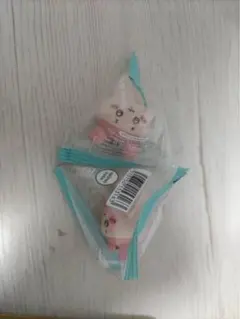 【匿名配送】ちいかわ カニちゃん インテリアミニフィギュア　2個