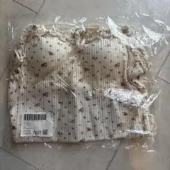 フリル付き小花柄キャミソール