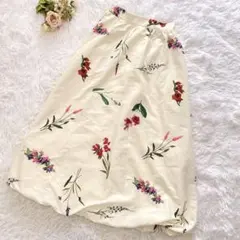 tocco closetトッコクローゼット フラワープリント　バルーンスカートのサムネイル