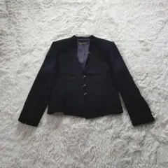 美品 HARDY AMIES ノーカラージャケット ブラック M オフィス 通勤のサムネイル