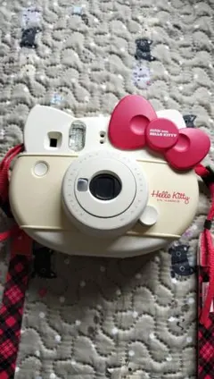 FUJIFILM instax mini HELLO KITTY 本体