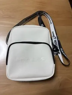 TIGERS ショルダーバッグ　白