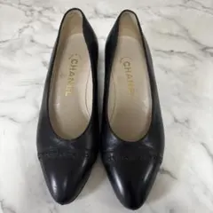 CHANEL ココマーク パンプス ブラックのサムネイル