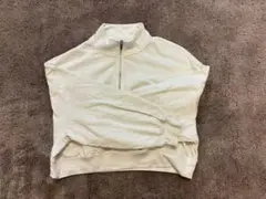 ホワイト ハーフジップ クロップドスウェット