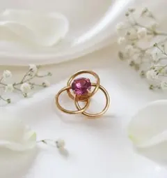 K18 金 ゴールド ルビー？ 3連リング ペンダントトップ