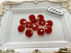 184.赤色　ボタン　レトロ