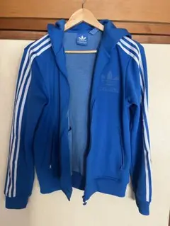 Item thumbnail for item 57358454-5954-4872-84b9-7546907995f1