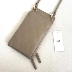 新品タグ付・現行商品【23区】キルティング スマホ ポシェット ショルダーバッグ