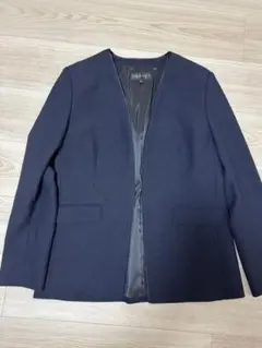 INDIVI ネイビー ノーカラージャケット 40のサムネイル