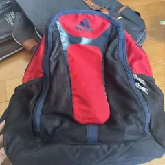 adidas メッシュリュック 赤黒