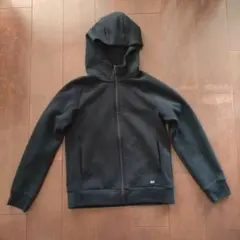 ユニクロドライスウェットパーカー　ブラック　　160cm