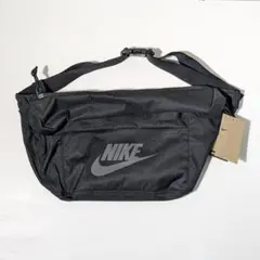 新品 ナイキ テック ヒップバッグ ボディバッグ 10L BA5751-010