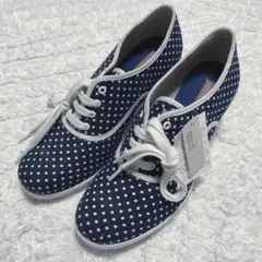 ヒールアップスニーカー