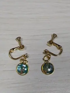 ゴールド フック式イヤリング 青緑