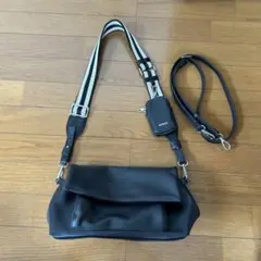 nouer 黒 ショルダーバッグ　太ストラップ