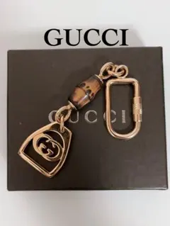 ✨極美品✨GUCCI　グッチ　キーホルダー　Gハート　ダブルキー　ゴールド ✨極美品✨GUCCI グッチ キーホルダー Gハート ダブルキー ゴールド