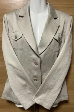 ポケット付きベージュジャケット 9号
