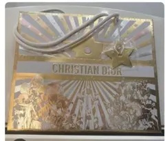 ディオール 2025 クリスマス　ショップ袋　星チャーム付き