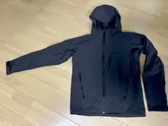 Marmot ブラックジャケット フード付き