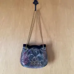 バック レトロ