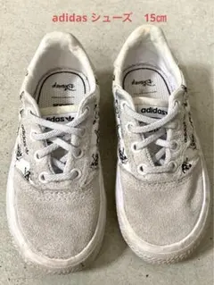 adidas Disneyコラボ　シューズ　15㎝