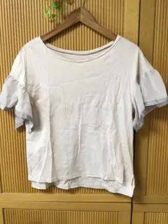 美品★ makelet lyon シフォンフリルスリーブ半袖Tシャツのサムネイル