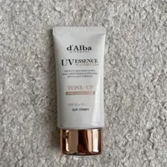 8割　ダルバ　d'Alba UV ESSENCE WATERFUL