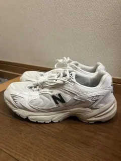 New Balance 725 ホワイト スニーカー