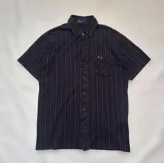 FRED PERRY ストライプ 半袖シャツ ブラックMのサムネイル